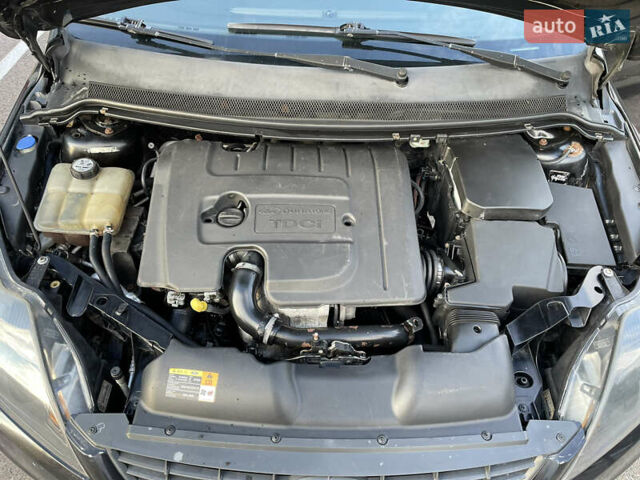 Черный Форд Фокус, объемом двигателя 1.6 л и пробегом 260 тыс. км за 5400 $, фото 25 на Automoto.ua