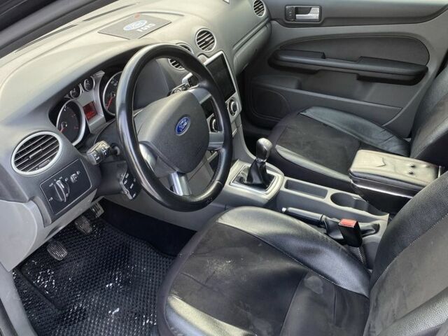 Чорний Форд Фокус, об'ємом двигуна 1.6 л та пробігом 223 тис. км за 5300 $, фото 16 на Automoto.ua