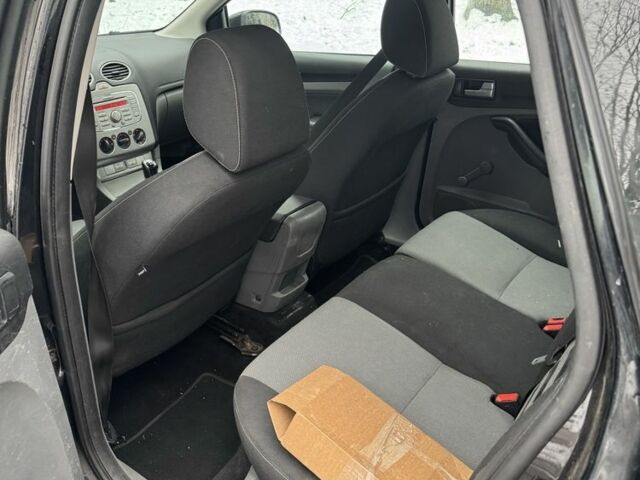 Черный Форд Фокус, объемом двигателя 1.6 л и пробегом 210 тыс. км за 5000 $, фото 7 на Automoto.ua