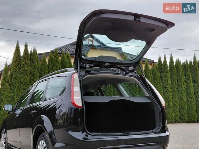 Форд Фокус 2008 в Самборе на Automoto.ua Черный Форд Фокус, объемом двигателя 1.6 л и пробегом 225 тыс. км за 4999 $, фото 88 на Automoto.ua