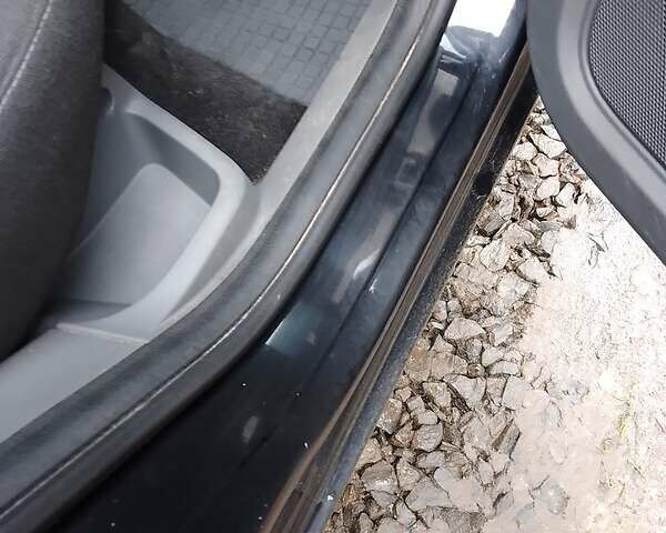 Чорний Форд Фокус, об'ємом двигуна 1.8 л та пробігом 251 тис. км за 4800 $, фото 20 на Automoto.ua