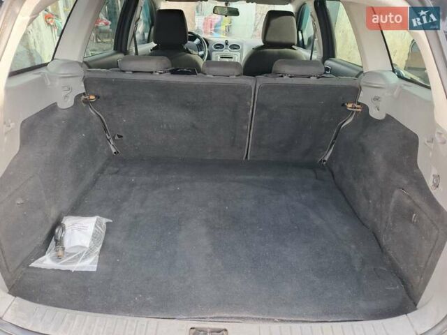 Черный Форд Фокус, объемом двигателя 1.56 л и пробегом 356 тыс. км за 5300 $, фото 9 на Automoto.ua