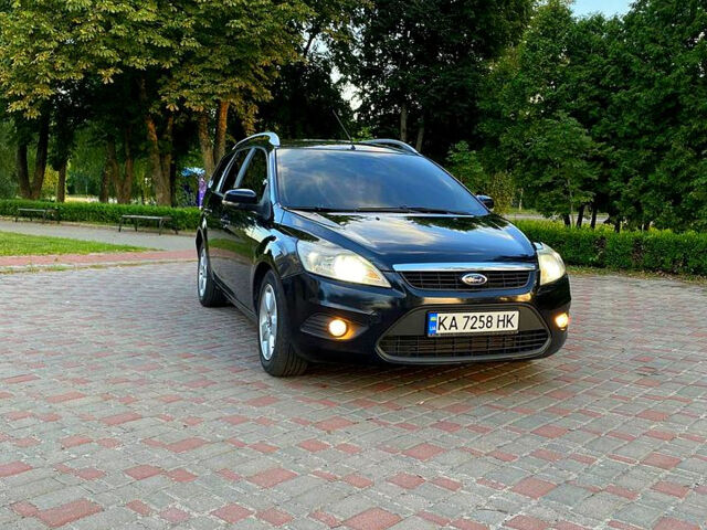 Чорний Форд Фокус, об'ємом двигуна 2 л та пробігом 295 тис. км за 6500 $, фото 3 на Automoto.ua