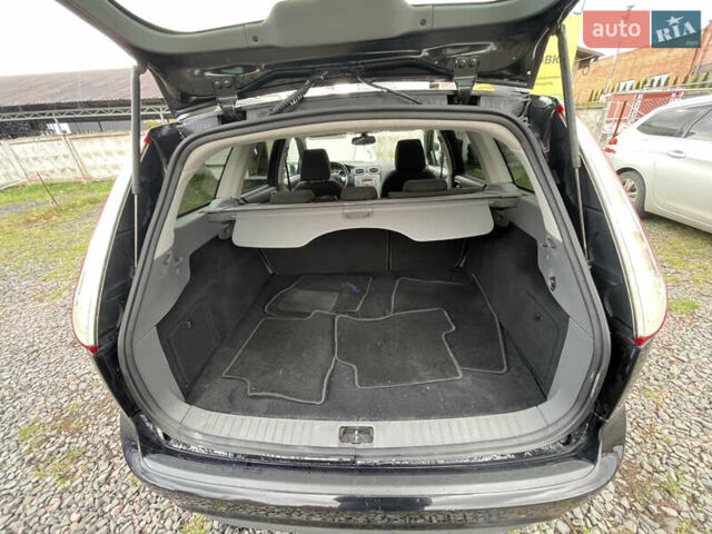 Черный Форд Фокус, объемом двигателя 1.6 л и пробегом 270 тыс. км за 4990 $, фото 13 на Automoto.ua