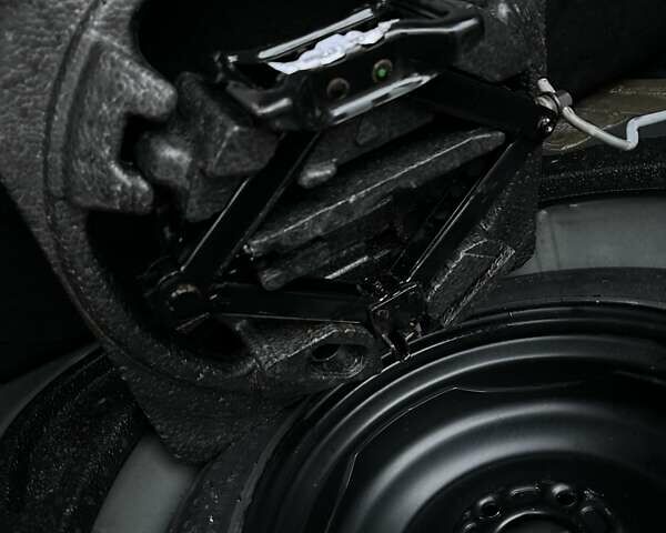 Чорний Форд Фокус, об'ємом двигуна 1.8 л та пробігом 211 тис. км за 5400 $, фото 42 на Automoto.ua