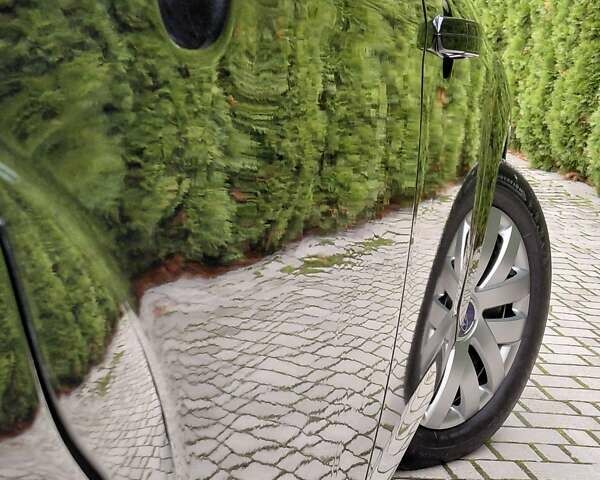 Форд Фокус 2008 в Самборе на Automoto.ua Черный Форд Фокус, объемом двигателя 1.6 л и пробегом 225 тыс. км за 4999 $, фото 45 на Automoto.ua