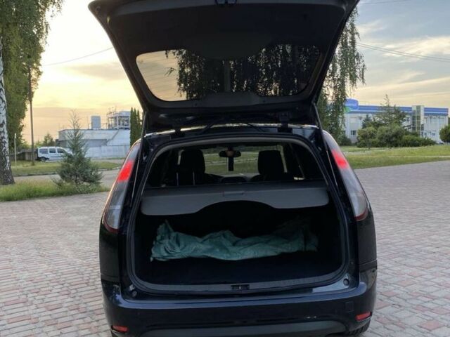 Чорний Форд Фокус, об'ємом двигуна 2 л та пробігом 310 тис. км за 5800 $, фото 6 на Automoto.ua