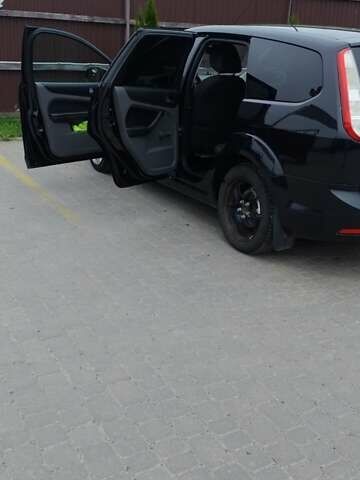 Черный Форд Фокус, объемом двигателя 1.6 л и пробегом 290 тыс. км за 5100 $, фото 24 на Automoto.ua