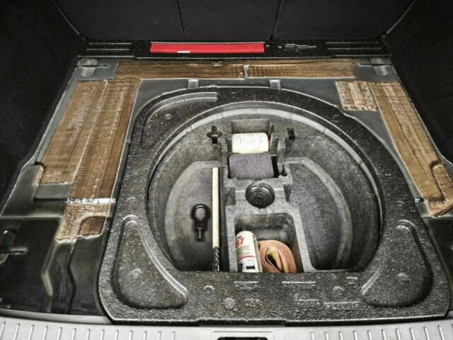 Черный Форд Фокус, объемом двигателя 1.6 л и пробегом 190 тыс. км за 5200 $, фото 1 на Automoto.ua