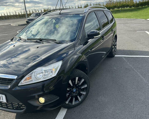 Черный Форд Фокус, объемом двигателя 1.6 л и пробегом 247 тыс. км за 4500 $, фото 1 на Automoto.ua