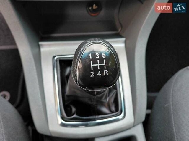 Форд Фокус 2008 у Самборе на Automoto.ua Чорний Форд Фокус, об'ємом двигуна 1.6 л та пробігом 225 тис. км за 4999 $, фото 60 на Automoto.ua