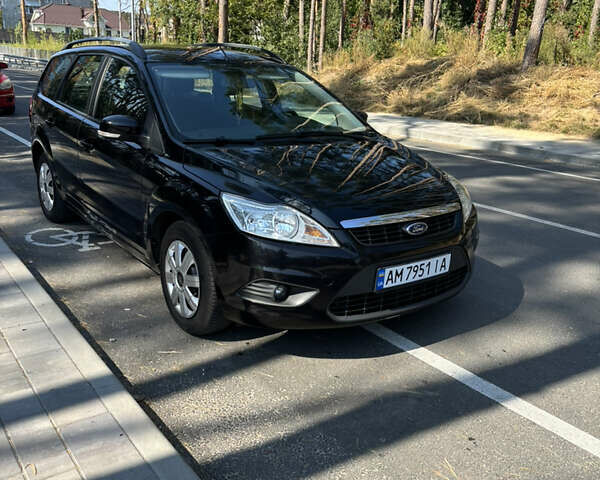 Черный Форд Фокус, объемом двигателя 1.6 л и пробегом 189 тыс. км за 5850 $, фото 1 на Automoto.ua
