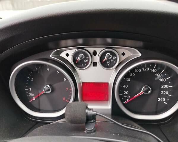 Чорний Форд Фокус, об'ємом двигуна 1.8 л та пробігом 192 тис. км за 5900 $, фото 25 на Automoto.ua