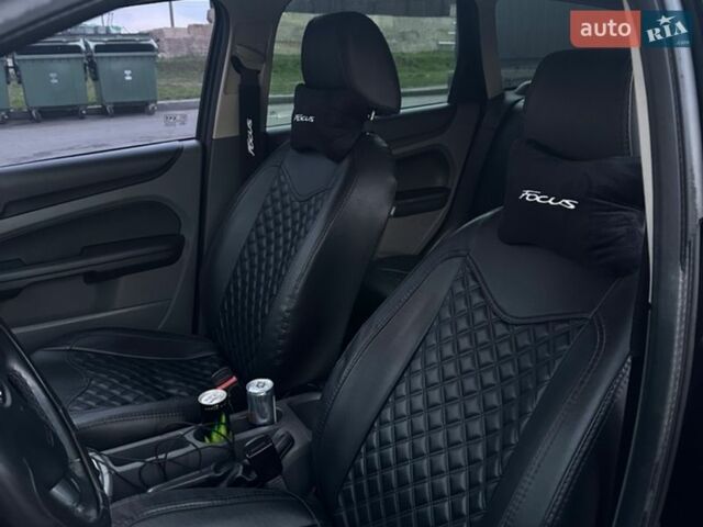 Чорний Форд Фокус, об'ємом двигуна 1.6 л та пробігом 295 тис. км за 5599 $, фото 18 на Automoto.ua