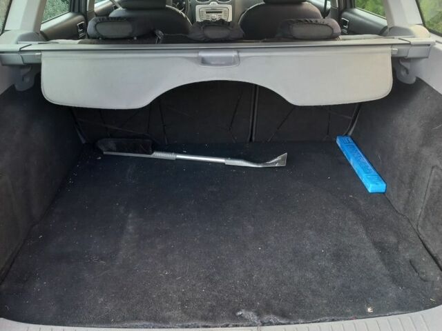 Черный Форд Фокус, объемом двигателя 1.6 л и пробегом 247 тыс. км за 5500 $, фото 8 на Automoto.ua