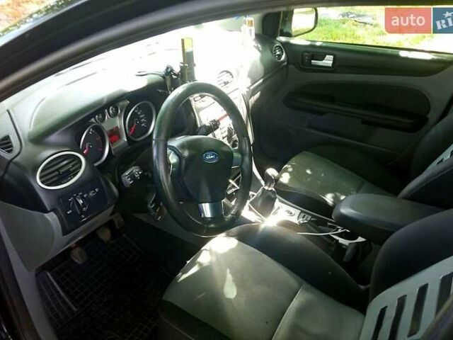 Чорний Форд Фокус, об'ємом двигуна 1.6 л та пробігом 310 тис. км за 6000 $, фото 1 на Automoto.ua