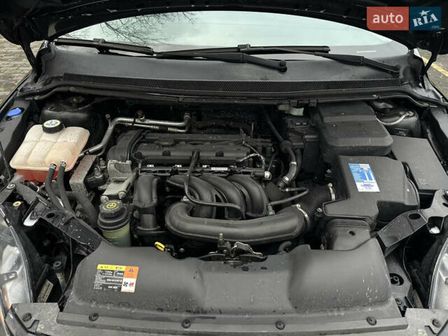 Чорний Форд Фокус, об'ємом двигуна 1.6 л та пробігом 226 тис. км за 6100 $, фото 28 на Automoto.ua