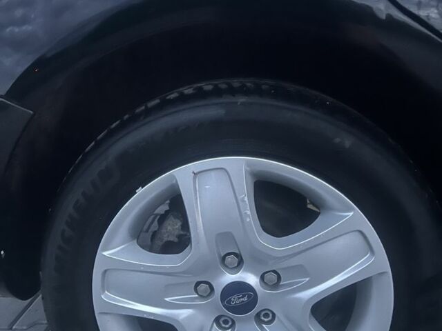 Чорний Форд Фокус, об'ємом двигуна 1.6 л та пробігом 190 тис. км за 6100 $, фото 2 на Automoto.ua