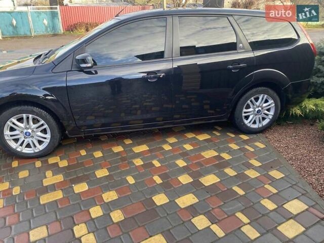 Черный Форд Фокус, объемом двигателя 1.56 л и пробегом 242 тыс. км за 5500 $, фото 4 на Automoto.ua