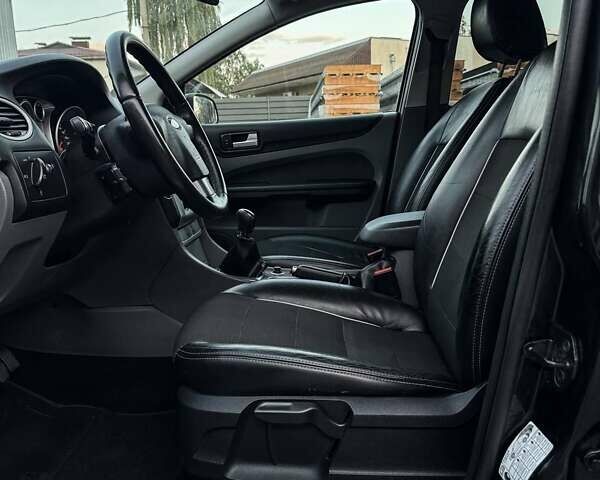 Чорний Форд Фокус, об'ємом двигуна 1.6 л та пробігом 183 тис. км за 6100 $, фото 42 на Automoto.ua