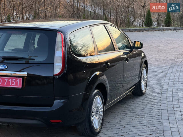 Черный Форд Фокус, объемом двигателя 1.6 л и пробегом 225 тыс. км за 6500 $, фото 6 на Automoto.ua