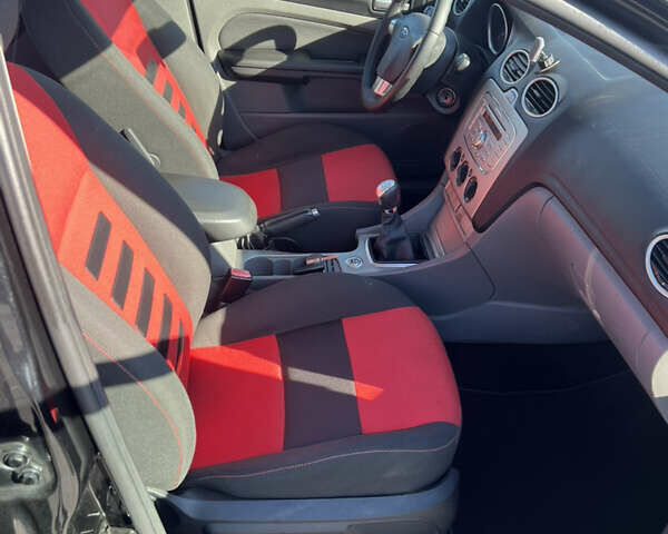 Форд Фокус 2009 у Вінниці на Automoto.ua Чорний Форд Фокус, об'ємом двигуна 1.6 л та пробігом 212 тис. км за 5550 $, фото 18 на Automoto.ua