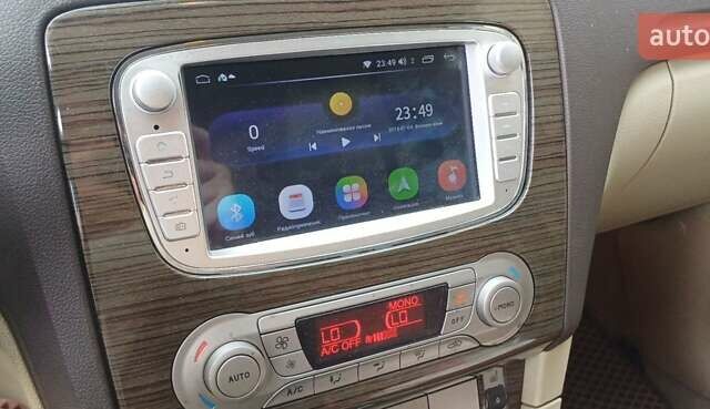 Черный Форд Фокус, объемом двигателя 2 л и пробегом 279 тыс. км за 6900 $, фото 13 на Automoto.ua