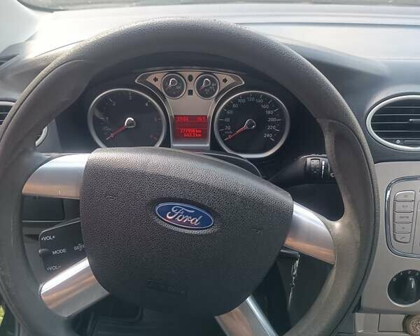 Форд Фокус 2009 у Луцьку на Automoto.ua Чорний Форд Фокус, об'ємом двигуна 1.56 л та пробігом 280 тис. км за 6100 $, фото 8 на Automoto.ua