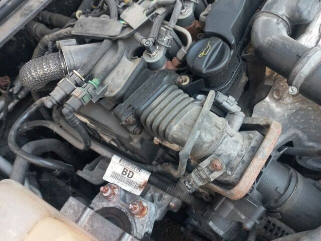 Черный Форд Фокус, объемом двигателя 1.6 л и пробегом 247 тыс. км за 5500 $, фото 7 на Automoto.ua