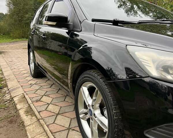 Черный Форд Фокус, объемом двигателя 2 л и пробегом 250 тыс. км за 5800 $, фото 47 на Automoto.ua