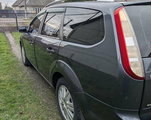 Чорний Форд Фокус, об'ємом двигуна 1.8 л та пробігом 252 тис. км за 5500 $, фото 2 на Automoto.ua