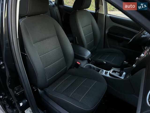 Черный Форд Фокус, объемом двигателя 1.6 л и пробегом 225 тыс. км за 6500 $, фото 15 на Automoto.ua