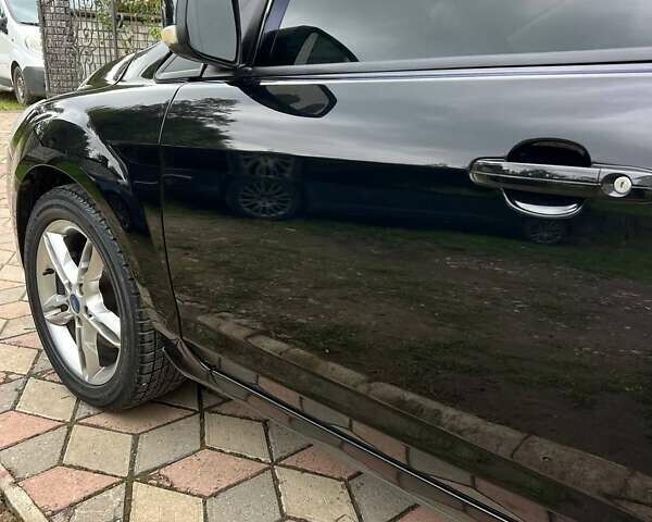 Черный Форд Фокус, объемом двигателя 2 л и пробегом 250 тыс. км за 5800 $, фото 16 на Automoto.ua