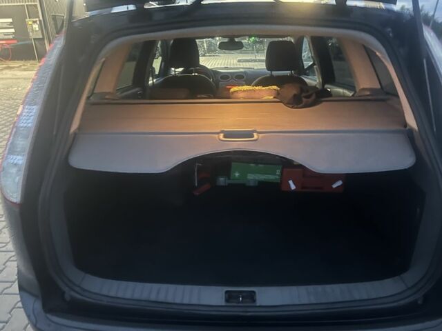 Чорний Форд Фокус, об'ємом двигуна 1.6 л та пробігом 190 тис. км за 6100 $, фото 1 на Automoto.ua