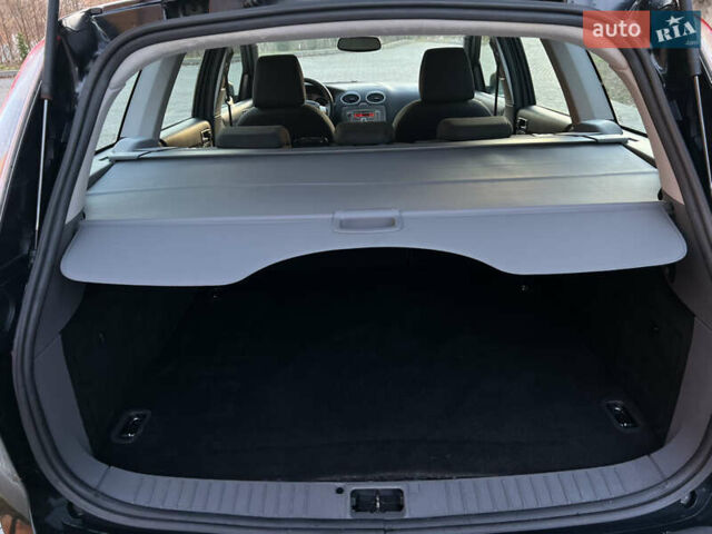 Черный Форд Фокус, объемом двигателя 1.6 л и пробегом 225 тыс. км за 6500 $, фото 16 на Automoto.ua