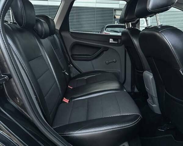 Чорний Форд Фокус, об'ємом двигуна 1.6 л та пробігом 183 тис. км за 6100 $, фото 33 на Automoto.ua