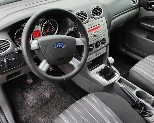 Форд Фокус 2009 у Запоріжжя на Automoto.ua Чорний Форд Фокус, об'ємом двигуна 1.6 л та пробігом 221 тис. км за 5400 $, фото 13 на Automoto.ua