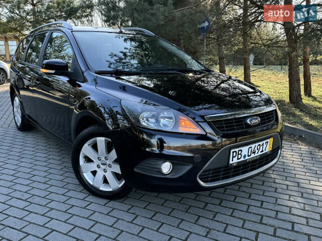 Чорний Форд Фокус, об'ємом двигуна 2 л та пробігом 205 тис. км за 6200 $, фото 4 на Automoto.ua