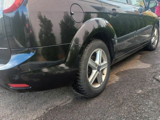 Черный Форд Фокус, объемом двигателя 1.6 л и пробегом 247 тыс. км за 5500 $, фото 3 на Automoto.ua