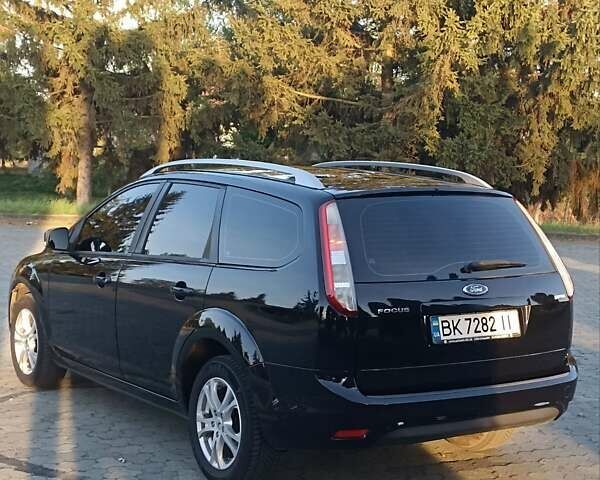 Черный Форд Фокус, объемом двигателя 1.6 л и пробегом 247 тыс. км за 5900 $, фото 18 на Automoto.ua