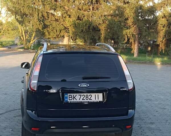 Черный Форд Фокус, объемом двигателя 1.6 л и пробегом 247 тыс. км за 5900 $, фото 14 на Automoto.ua