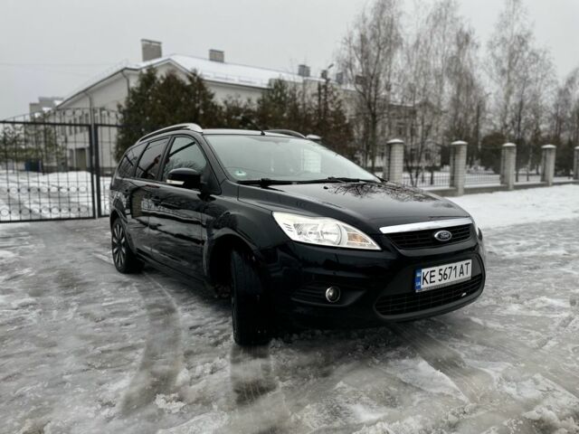 Черный Форд Фокус, объемом двигателя 1.6 л и пробегом 217 тыс. км за 5900 $, фото 3 на Automoto.ua