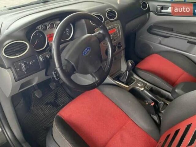 Черный Форд Фокус, объемом двигателя 1.6 л и пробегом 245 тыс. км за 6000 $, фото 4 на Automoto.ua