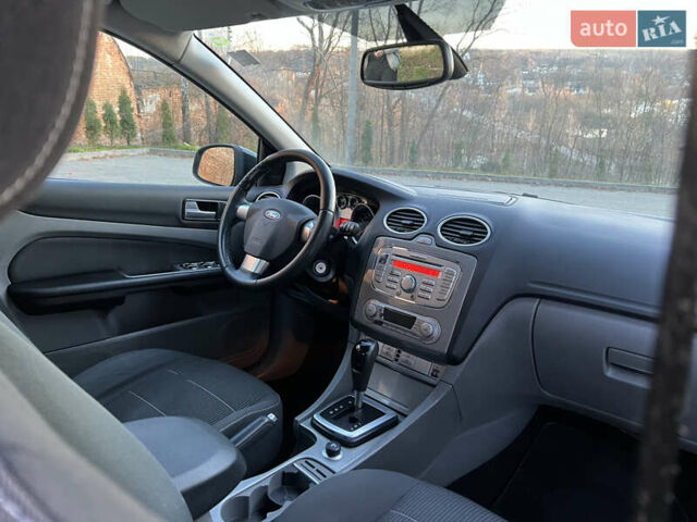 Черный Форд Фокус, объемом двигателя 1.6 л и пробегом 225 тыс. км за 6500 $, фото 19 на Automoto.ua