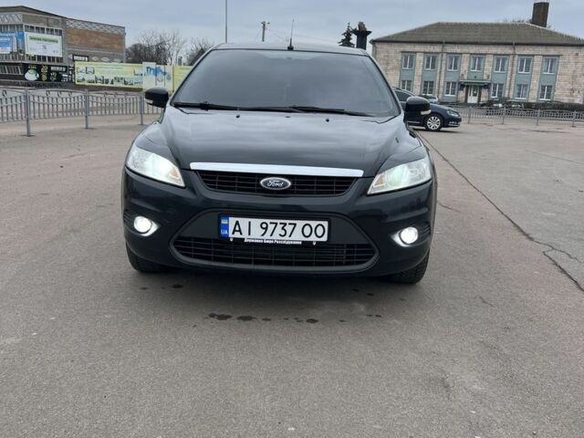 Черный Форд Фокус, объемом двигателя 1.8 л и пробегом 290 тыс. км за 6100 $, фото 1 на Automoto.ua
