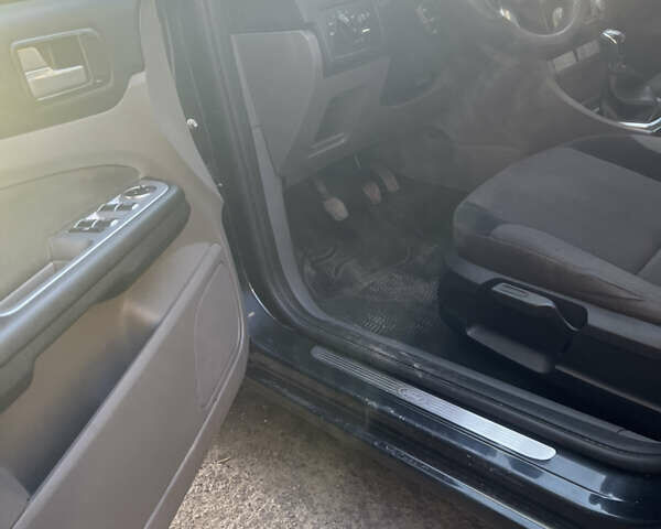 Форд Фокус 2009 у Ужгороді на Automoto.ua Чорний Форд Фокус, об'ємом двигуна 1.6 л та пробігом 210 тис. км за 5800 $, фото 15 на Automoto.ua