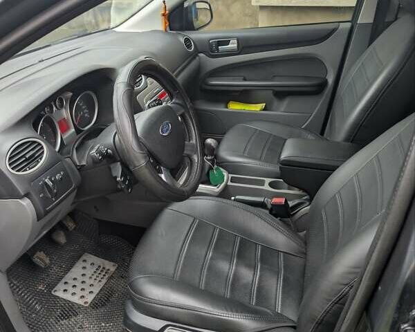 Чорний Форд Фокус, об'ємом двигуна 1.8 л та пробігом 252 тис. км за 5500 $, фото 4 на Automoto.ua