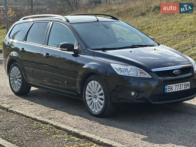 Черный Форд Фокус, объемом двигателя 1.56 л и пробегом 240 тыс. км за 6350 $, фото 5 на Automoto.ua
