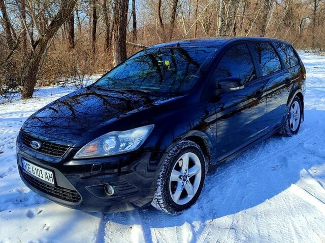 Черный Форд Фокус, объемом двигателя 1.6 л и пробегом 209 тыс. км за 5950 $, фото 1 на Automoto.ua