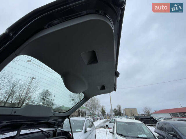Чорний Форд Фокус, об'ємом двигуна 1.6 л та пробігом 269 тис. км за 5500 $, фото 8 на Automoto.ua